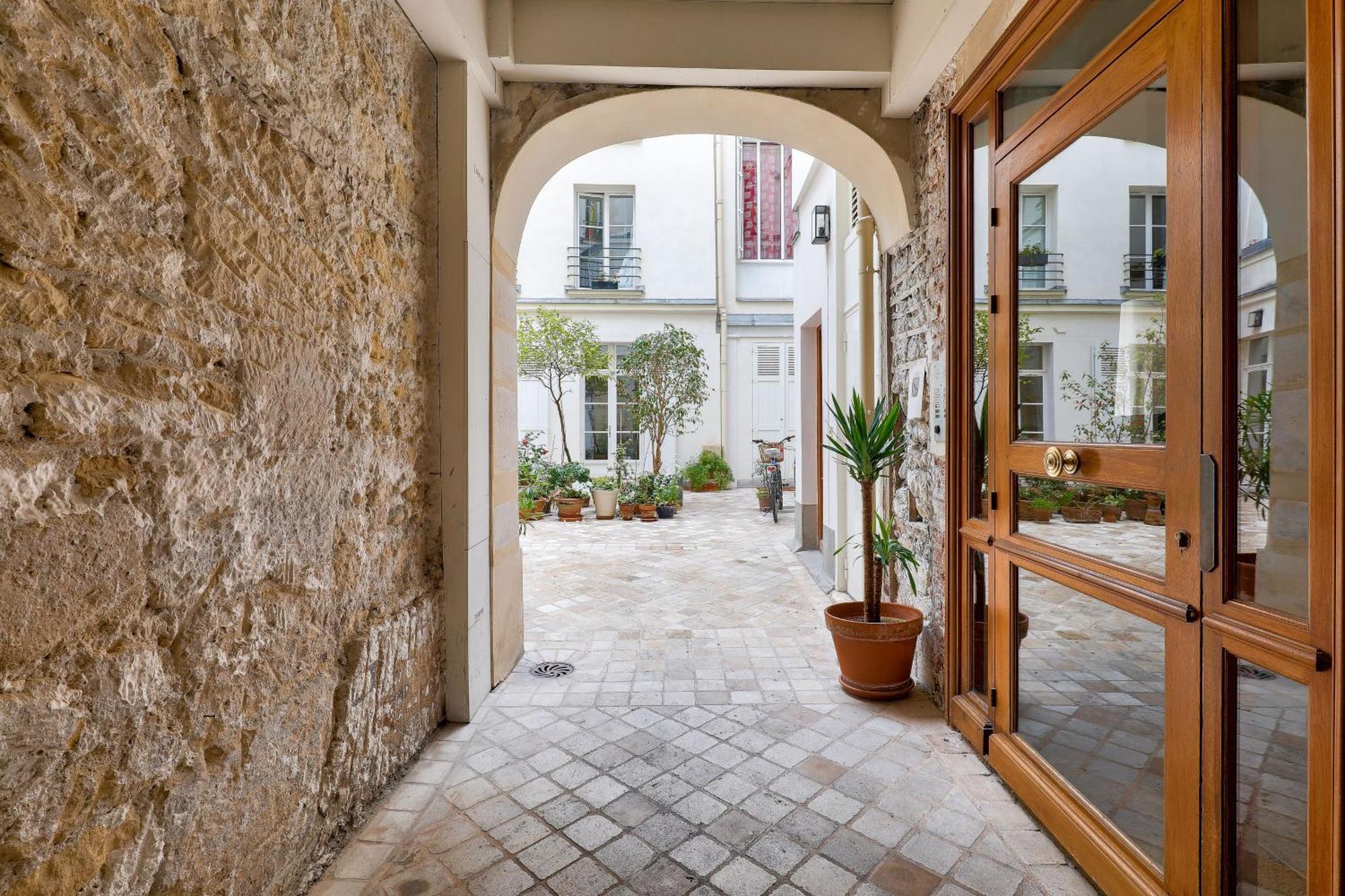 Paradise In The Center Of Paris - Le Marais Kültér fotó